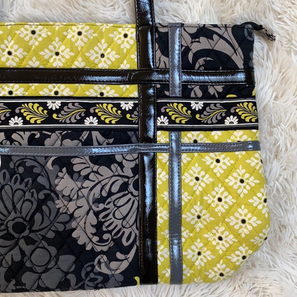 π2X HPπ Vera Bradley Zippidy Tote π Baroque Pattern - Picture 4 of 16